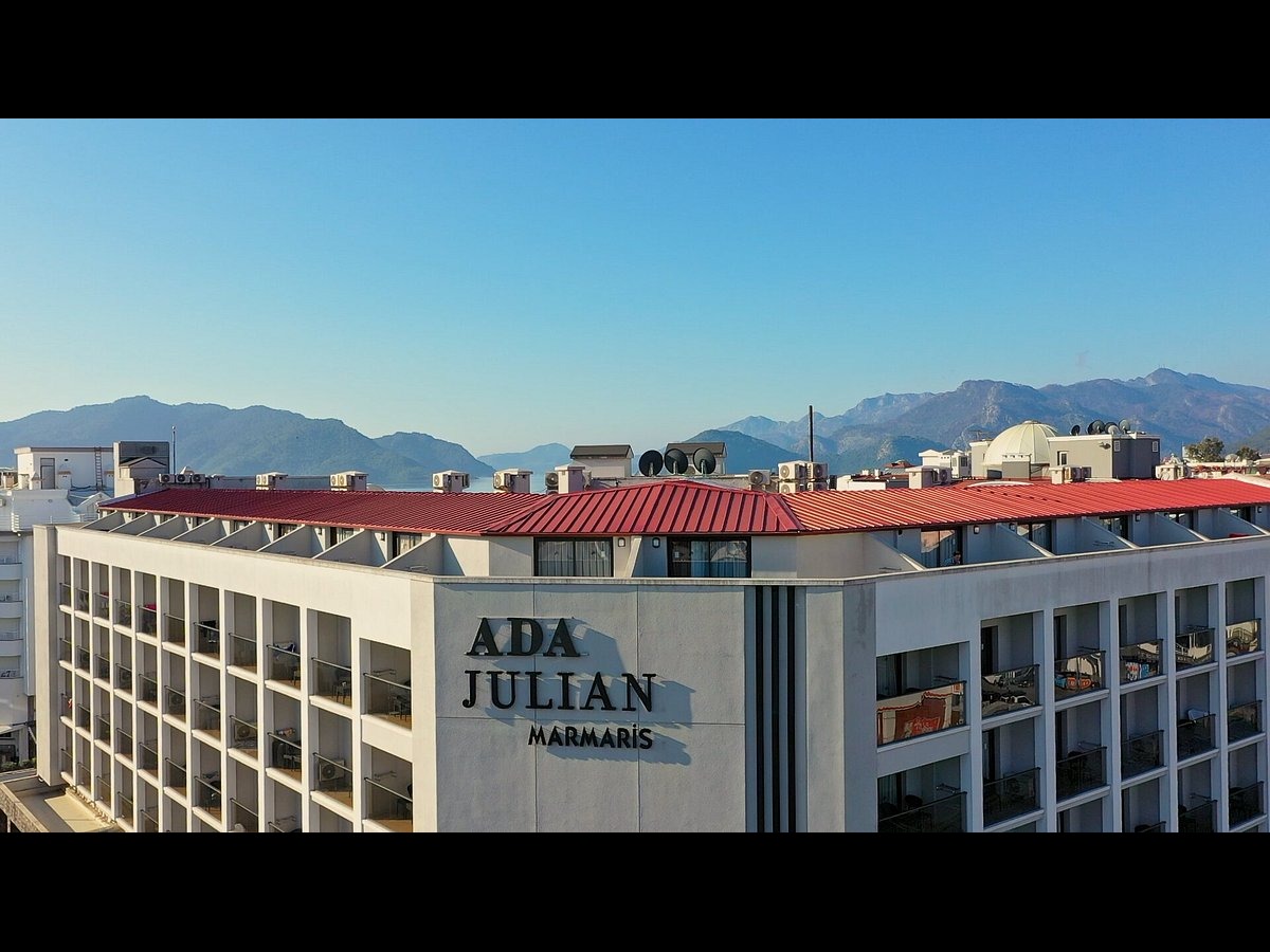 Ada Julian Hotel